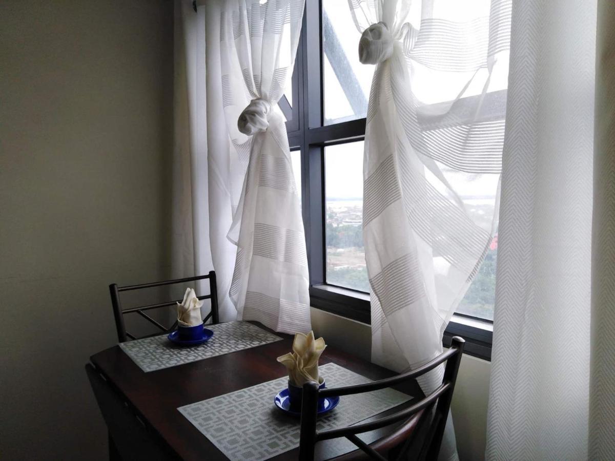 Horizon 101 A4 Near Robinson Mall Free Pool Wifi Cebu Bagian luar foto